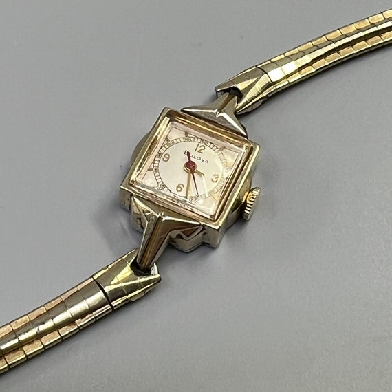 Vintage Ladies Bulova M5 Mechanical Wind Wristwat… - image 8