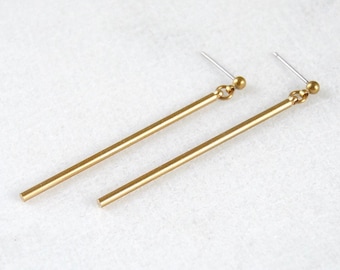 Pendientes de barra de latón / Pendientes colgantes finos de oro / Joyería minimalista hecha a mano para el día a día