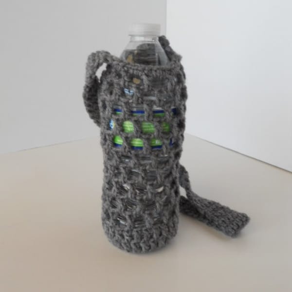 Crochet water bottle holder, crochet bottle carrier in hunter grey