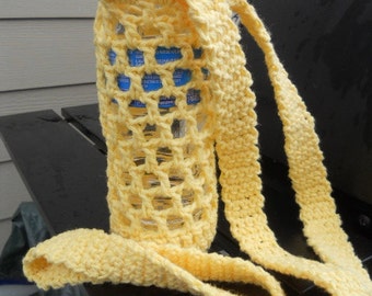 Crochet bottle  holder  in country yellow, crochet bottle carrier