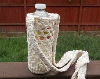 Crochet bottle  holder in ecru, crochet bottle carrier in ecru