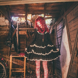 Gloomth Demon Court Chiffon Gothic Dress with Bell Sleeves White Lace Sizes S-6X