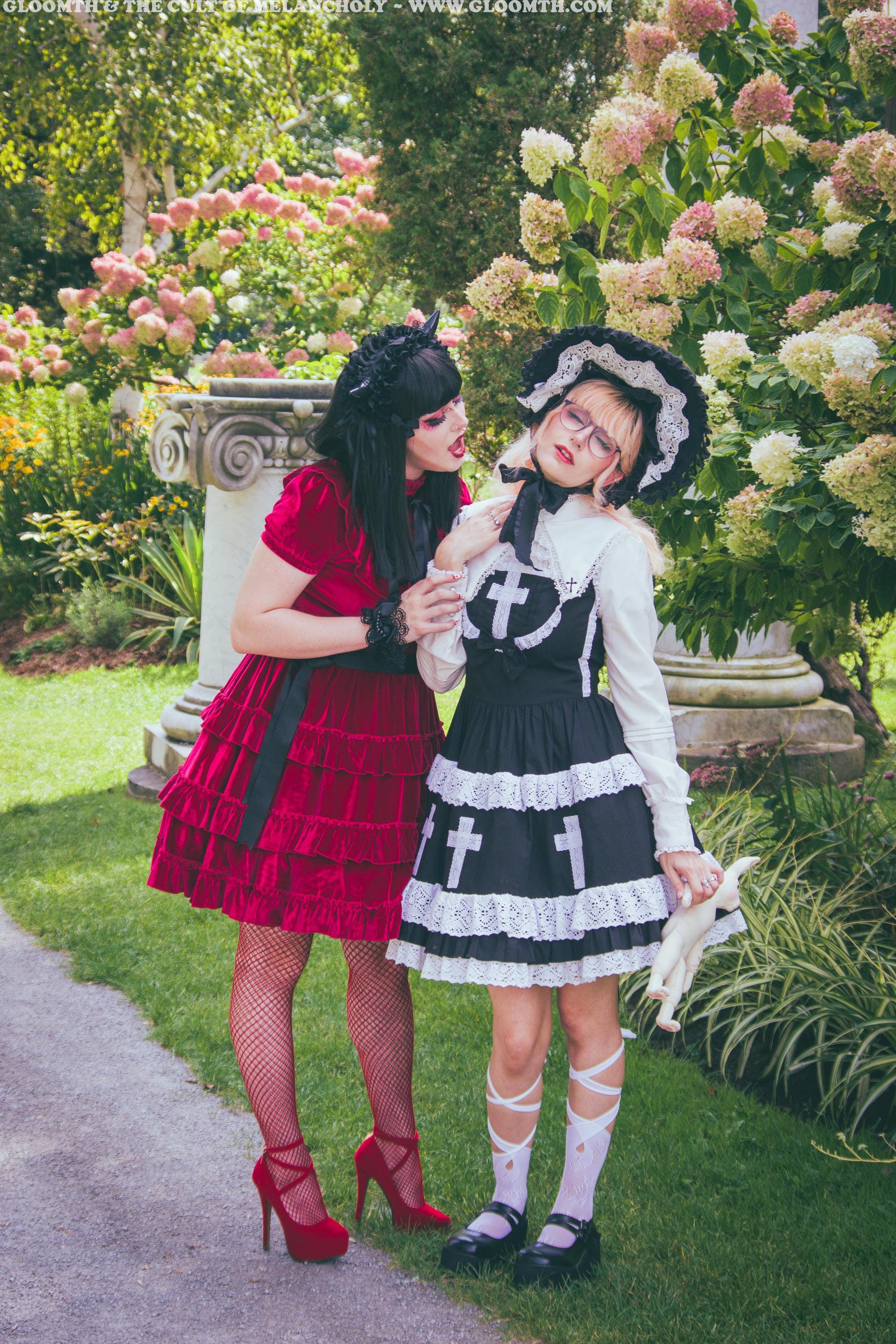 Black velvet babydoll dress hot sale