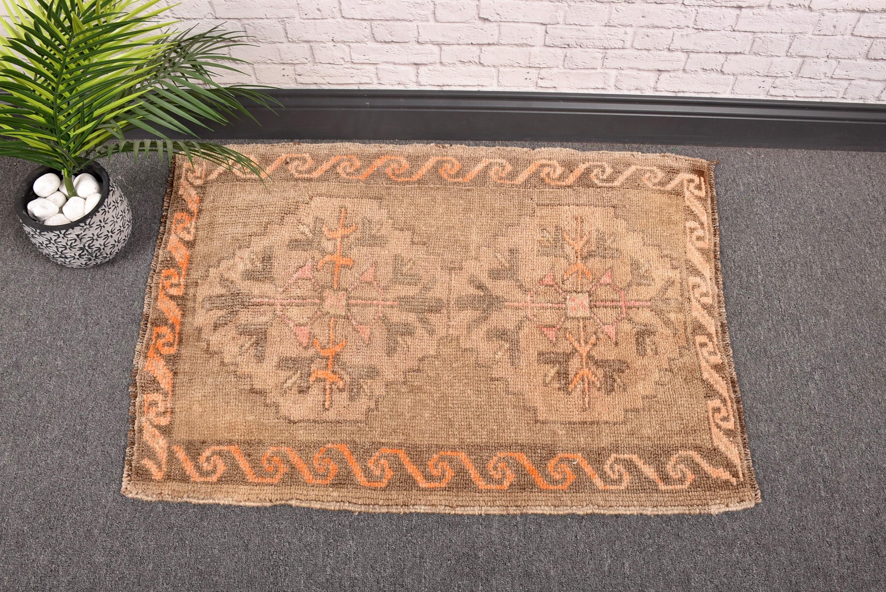 No.28 ヴィンテージラグ　L　トルコ　マット turkish rug Turkish Vintage Rug 2.2x3 Ft (67x92 Cm), Brown Orange Solid Rug - Etsy