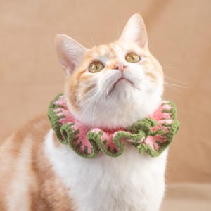 Floral Pet Bib Dainty Daisy Scarf for Pet Lovers Handmade Crochet Soft Pet Bandana Aesthetic Cottagecore Neckwear Unique Kitten Accessory image 5