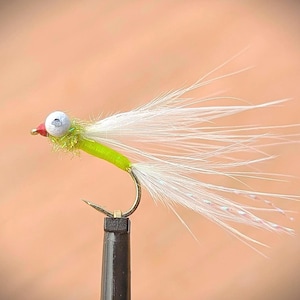 Mini Cat's Whisker (CF) Pin fry, pez cebo para agua dulce y salada. Un patrón popular, versátil y eficaz en todo el mundo.