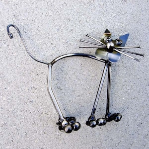 MEOWING PAL Metal Sculpture Ornament Oaper Weight