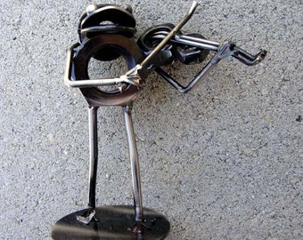 Mr. Frog Fiddler Metal Sculpture