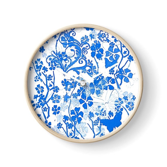 Blue Butterfly Bamboo Clock: Floral Pattern Home Decor