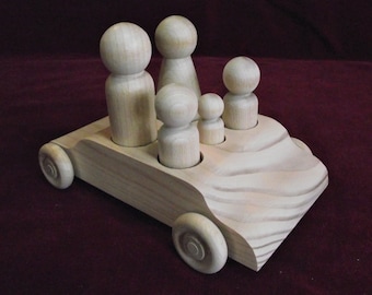 Large Family Sedan Plus 1 with Large Peg Dolls, Unfinished Wood