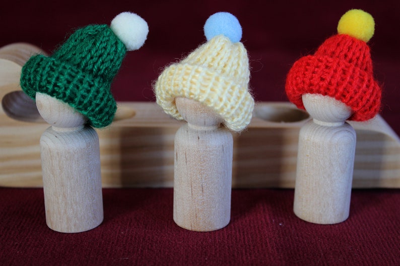 Wood Sled for Peg Dolls with Knit Hats image 4