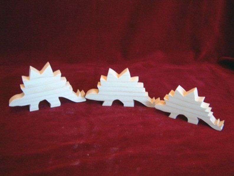stegosaurus spikes on back