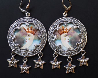 Tarot Earrings, Moon Earrings, Celestial Earrings, Moon gift, Tarot Jewelry, clip on earrings, Moon art, aqua gray, Tarot card, crown jewel