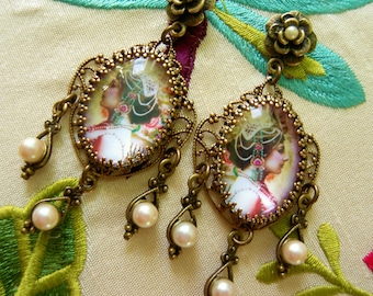Mata Hari In Pearls Earrings - Art to Wear