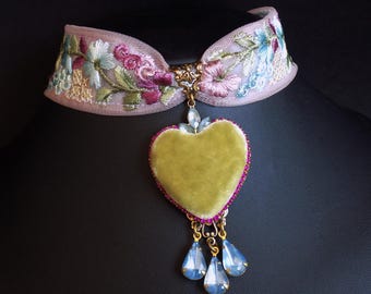 Embroidered Rococo Choker: Silk Velvet Heart, Boho Wedding, Green and wine