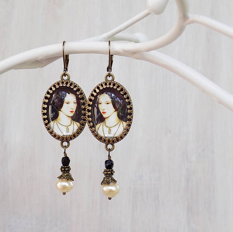 Anne Boleyn Earrings Tudor Earrings Elizabethan Jewelry Tudor Jewelry SCA Cosplay Earrings Historical Jewelry Faire Earrings image 1