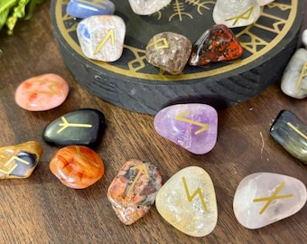 Assorted crystal Runestones