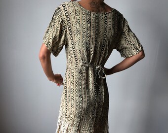 Vintage Rayon Abstract Ethcnic Print Dress M/L