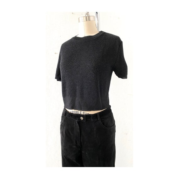 Black knit Top, SZ L, Rayon Crop Top, Short sleeve