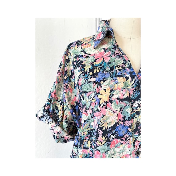 Black Floral button Shirt Women's, short sleeve bu
