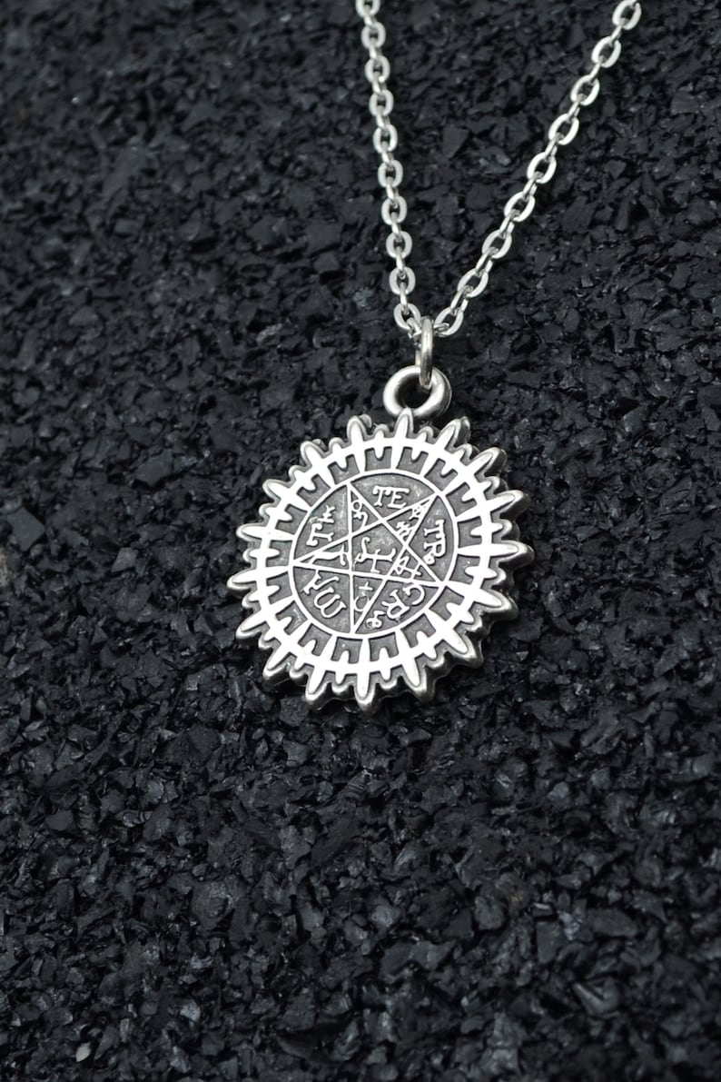 Anime Black Butler Kuroshitsuji Men Women Silver Necklace Personalizable Different Chain Types Unisex Otaku Pendant Fathers Day Gift Box