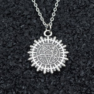 Anime Black Butler Kuroshitsuji Men Women Silver Necklace Personalizable Different Chain Types Unisex Otaku Pendant Fathers Day Gift Box