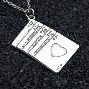 Cartas de pôquer Royal Flush Homens Mulheres Colar de Prata Personalizável Diferentes Tipos de Corrente Unissex Cartão Pingente Caixa de Presente do Dia dos Pais Feito à Mão