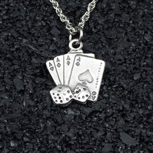Cartas de pôquer Royal Flush Colar de prata masculino e feminino personalizável diferentes tipos de corrente unissex pingente de cartão de jogo presente do dia dos pais feito à mão