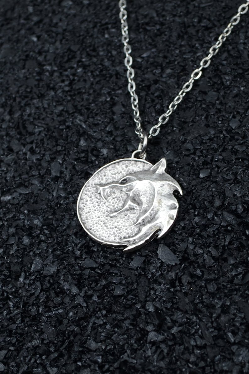Witcher Rolo Chain Witcher Silver Necklace: Geralt Rivia Pendant, Unisex Jewelry - Etsy