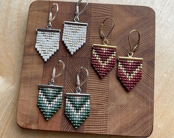 Pennant Chevron Beadwork Earrings / Beaded Earrings / Seed bead Earrings / Beaded Holiday Earrings