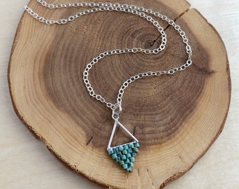 Mini Triangle Beadwork Necklace / Minimalist Beaded Necklace / Geometric Pendant / Small Pendant Necklace / Turquoise Beaded Jewelry