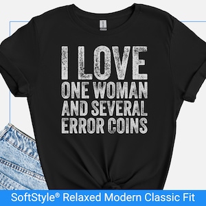 May include: A handmade wooden chopping board with a natural finish. The board has a live edge on one side and a smooth, rectangular shape. It's approx. 45 cm long, 30 cm wide, and 2.5 cm thick.