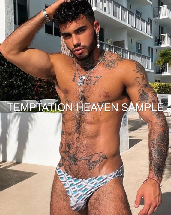 ESENCIA DEL HOMBRE Hombre muy masculino peludo y muy seductor posando en ropa interior Coleccion Masculina Medio Desnudo Descarga Digital Instantanea Etsy Mexico