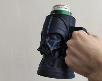 Soporte para latas de Darth Vader – Jarra de cerveza galáctica, vaso inspirado en estrellas, regalo de ciencia ficción para fans y coleccionistas (0,5 L)