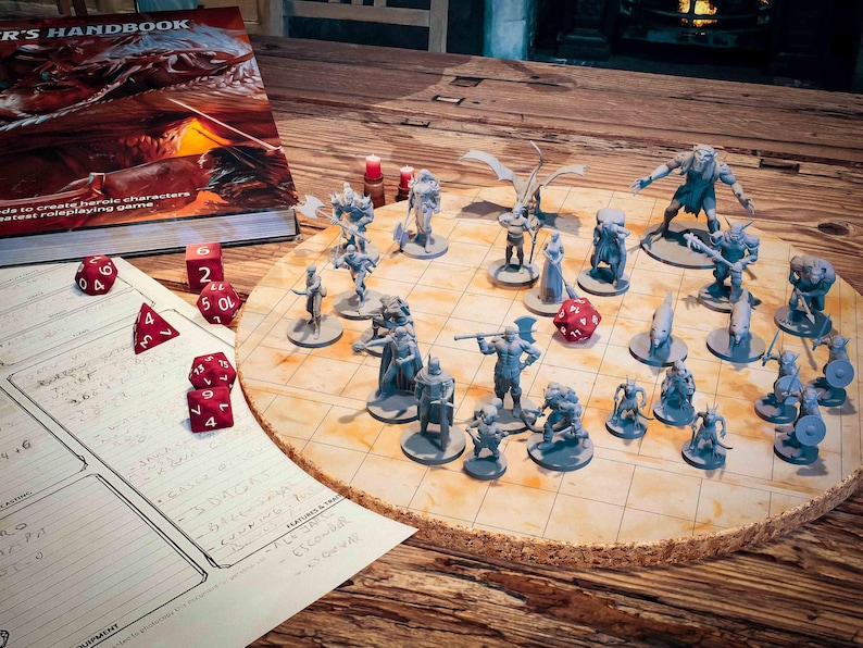 DND Starter Set | 25 Miniatures | DM Essentials Pack | 28mm Scale ...