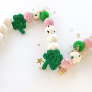 St Patrick's Day Modern Felt Ball Pom Pom Garland/ Pink St Patrick's Decor / St.Patrick's Day Decor/Leprechaun garland/Felt balls/Garlands