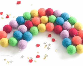 Rainbow Modern Felt Ball Pom Pom Garland/ Rainbow garland/Rainbow Party Decor/Pom Pom garlands/Felt ball garland/1st Birthday garland