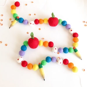 Rainbow School Felt Garland/Teacher Garland/Back to School Felt Garland/School Bunting Banner/Teacher Gift/Apple Garland Decor/School Banner