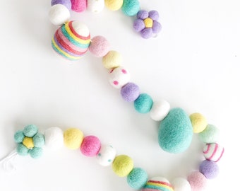 Spring Easter Felt Pom Pom Garland/ Easter Decor/Easter Egg Pompom garland/Spring Felt balls/ Easter Party Decor /Felt ball garland