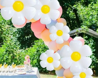 19" White Daisy Flower Balloon  | First Birthday Party decor Balloon Daisy | Baby Shower Boho | Bridal Shower Decor| Air Fill Balloon