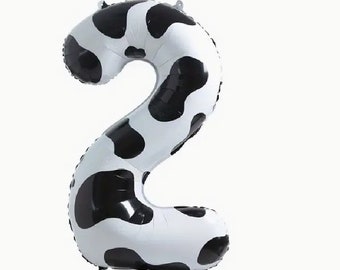 Farm 2nd Birthday Balloon, Farm print birthday Balloon, Cow Balloon, Moo I'm 2, Barnyard Birthday,Farm 2nd Cow print decor, Barnyard decor