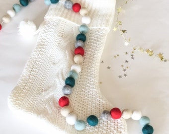 Christmas Holiday Felt Ball Pom Pom Garland/ Holiday Garland/Modern Holiday Decor/ Christmas Mantel decoration/Christmas decor/Red  Decor