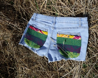 Short femme jean recyclé customisé poches pull vert