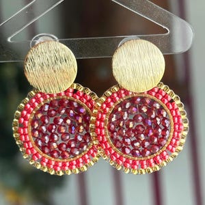 LENA || Statement earrings red gold, glass pearl stainless steel studs, pearl earrings red gold, statement earrings small red, round earrings red
