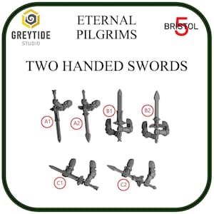 Könnte beinhalten: Sechs Zweihandschwerter, gekennzeichnet mit A1, A2, B1, B2, C1 und C2, zur Verwendung in Brettspielen. Die Schwerter sind aus grauem Kunststoff und haben komplizierte Details.