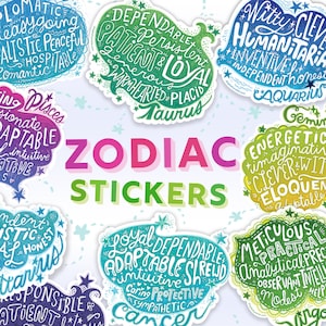 Puede incluir: Un conjunto de 12 pegatinas del zod&iacute;aco coloridas con los signos astrol&oacute;gicos y sus rasgos de personalidad asociados. Las pegatinas son de varios colores, incluidos el azul, el verde, el rosa y el morado. El texto en las pegatinas est&aacute; escrito a mano.