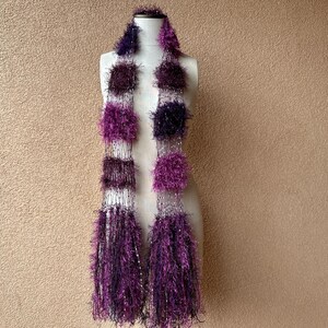 Purple and Plum Spring Scarf with Fringe. One of a Kind Bild 7