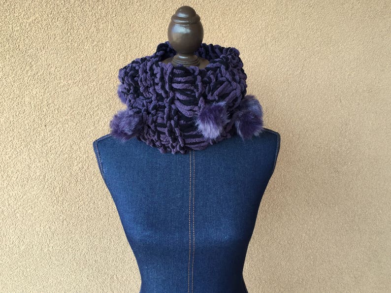 Gift-for-Her Infinity Scarves for Women Chunky Knit Scarf Chunky Scarf Knit Accessories Winter Gift for Women, Soft Pom Pom Knit Teal Scarf Purple+Black