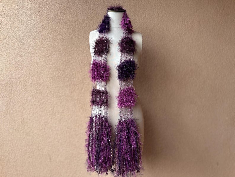 Purple and Plum Spring Scarf with Fringe. One of a Kind Bild 2