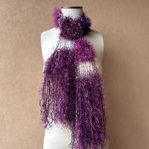 Purple and Plum Spring Scarf with Fringe. One of a Kind Bild 6